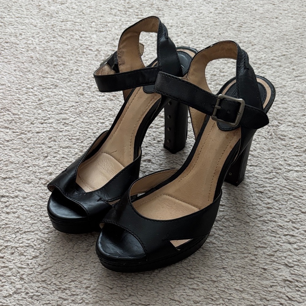 Frye Samantha Seam Black Women's Heels
